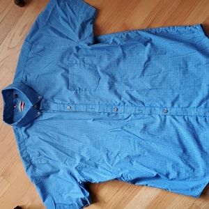 Men's short sleeved button-down